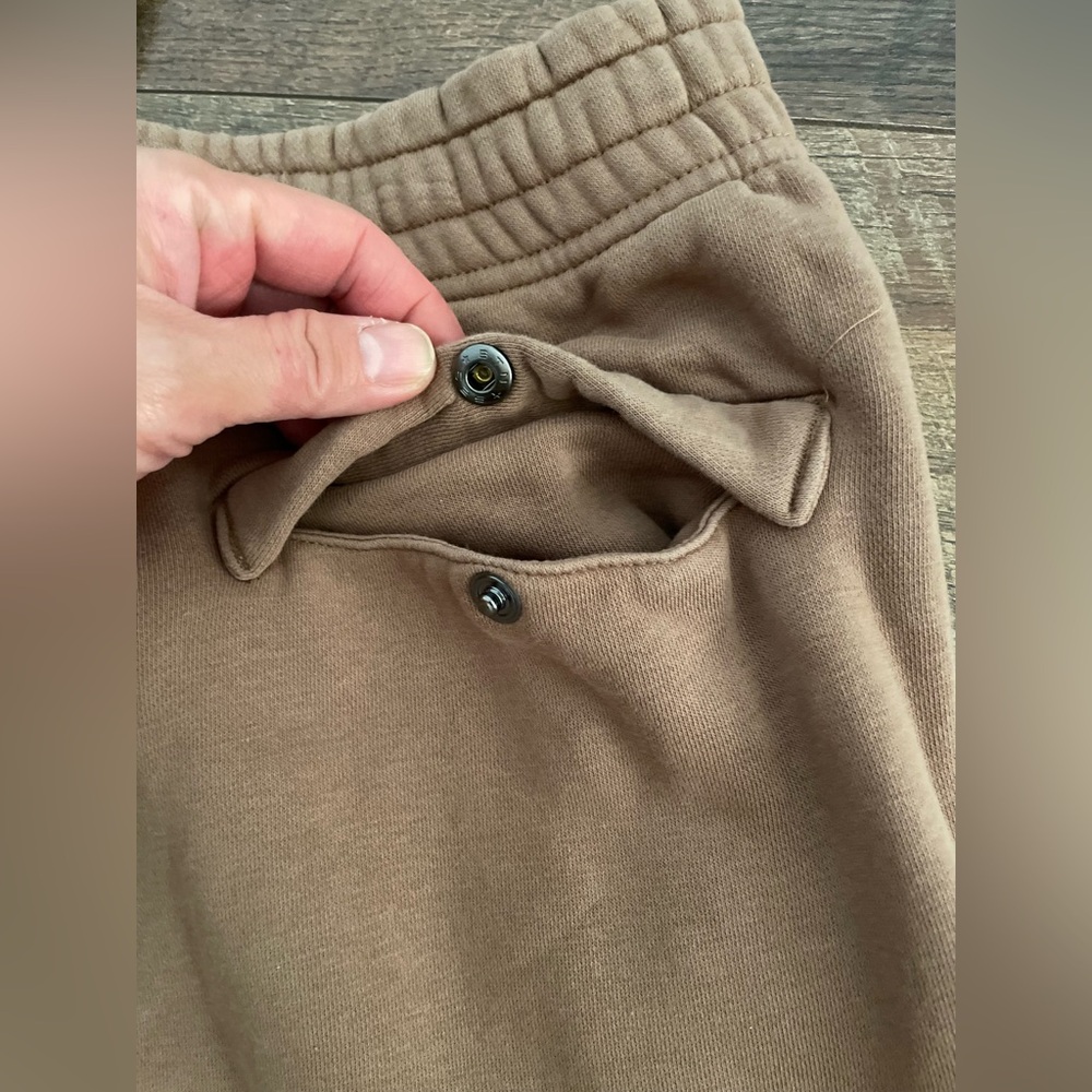 Nike Women’s Joggers Medium - Picture 5 of 5